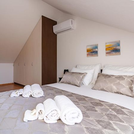 Nerica Apartment ザヴァラティサ エクステリア 写真