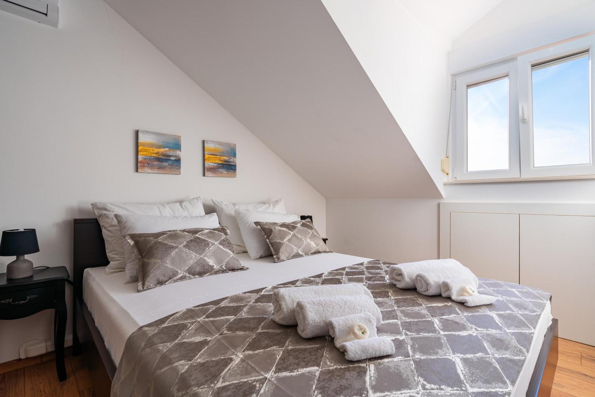 Nerica Apartment ザヴァラティサ エクステリア 写真